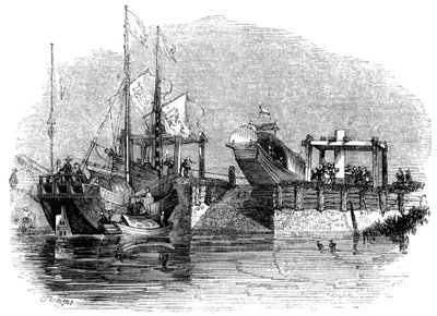Boot getrokken over een sluis of schutsluis op een kanaal door Giles