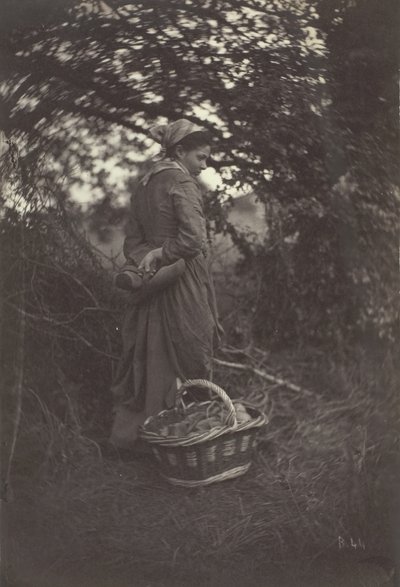 Vrouw Staand met Mand op de Grond, 1870 door Giraudon