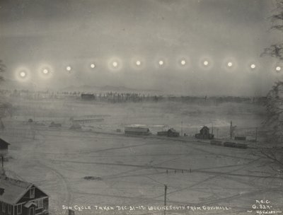 Zoncyclus genomen op 21 dec. 1917, kijkend naar het zuiden vanaf Gov. Hill door H.G Kaiser