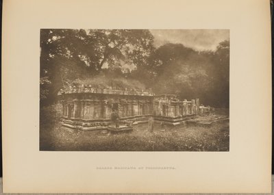 Dalada Maligawa in Polonnaruwa door Henry W. Cave