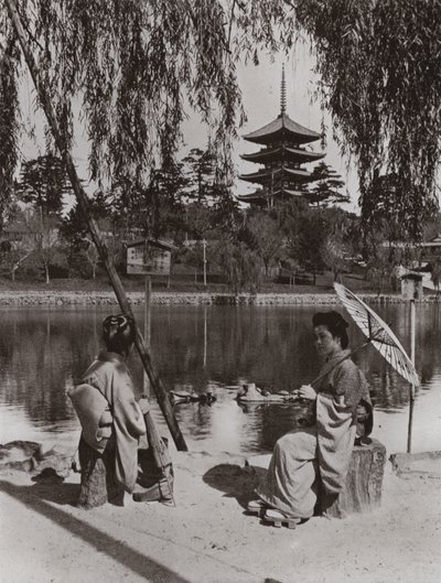De Kobukuji-pagode (zw/w foto) door Herbert Ponting