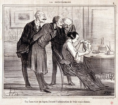 Spotprent over kunstverzamelaars. Serie Potichomania: Een nepvaas uit Japan bewondert drie Chinezen. Gravure door Honore Daumier. Uit de krant Le Charivari door Honoré Daumier