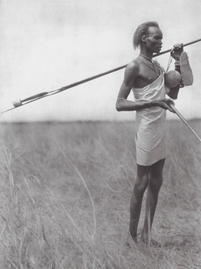 Afrika: Reizende Dinka-krijger door Hugo Adolf Bernatzik