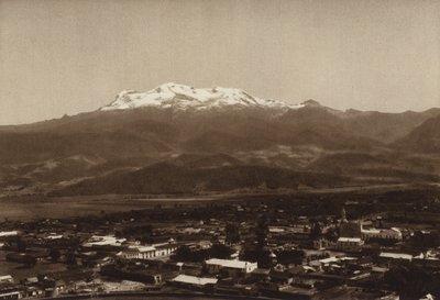 Mexico: Amecameca met Iztaccihuatl (z/w foto) door Hugo Brehme