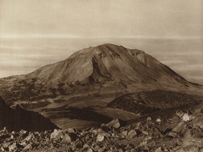 Mexico: De "Sierra Negra" gezien vanaf de Pico de Orizaba, staat Puebla (z/w foto) door Hugo Brehme