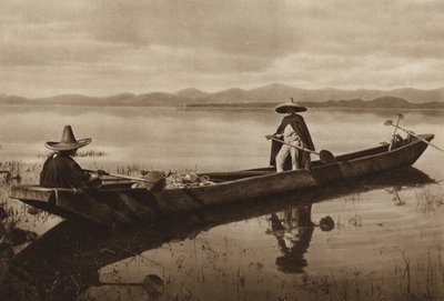 Mexico: Laguna de Patzcuaro (z/w foto) door Hugo Brehme
