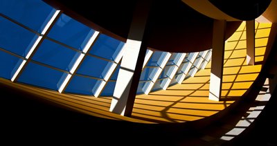 Geometrische lichtarchitectuur door Igor Bakotic