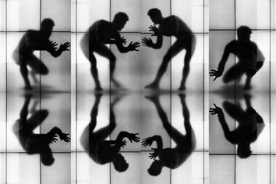 Weerspiegelde dynamische silhouetten door Igor Shrayer