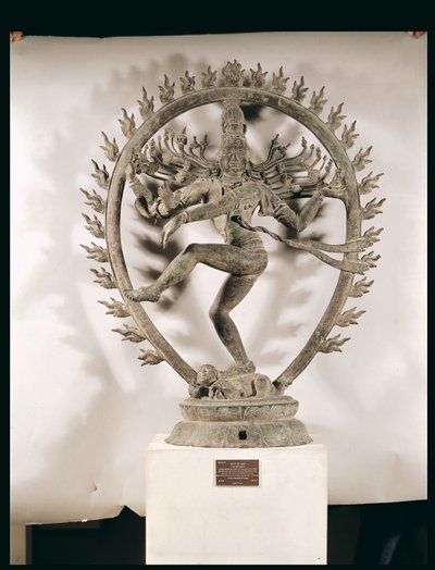 Shiva Nataraja, Dravidisch (brons) door Indian School