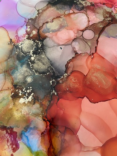 Levendig, vloeiend goud – abstract door Irene Chua