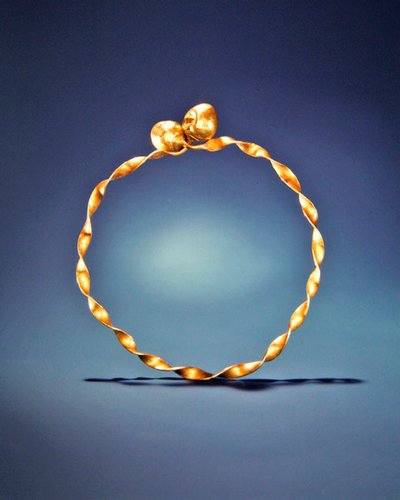 Gedraaide halsband, Ardnaglug, County Roscommon, Vroege IJzertijd door Iron Age