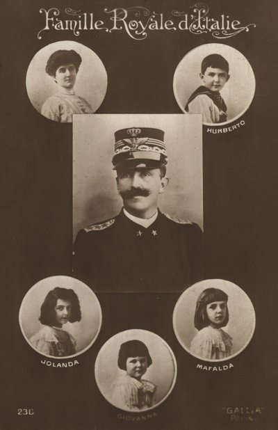 Koning Victor Emmanuel II en zijn familie door Italian Photographer