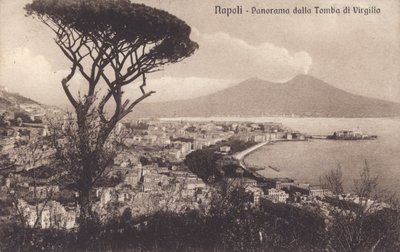 Napels - Napels, Panorama vanaf het Graf van Vergilius (z/w foto) door Italian Photographer