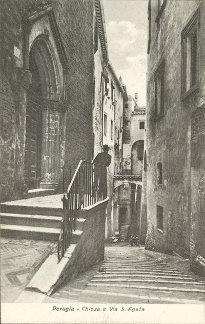 Perugia: Kerk en Via S. Agata (zwart-wit foto) door Italian Photographer