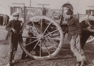 Typische Siciliaanse kar, 1920 door Italian Photographer