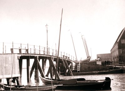 Kanaalboten, Marken Island, Nederland door James Batkin