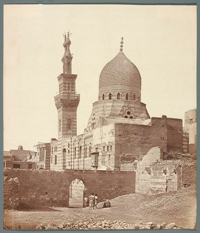 Egypte. Caïro. Religieus grafcomplex van de Mammelukse emir Kani Bey Ar-Rammah (1503) door James Robertson