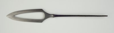 Yanone (pijlpunt) van plat type (hirane) met doorboord ontwerp door Japanese School