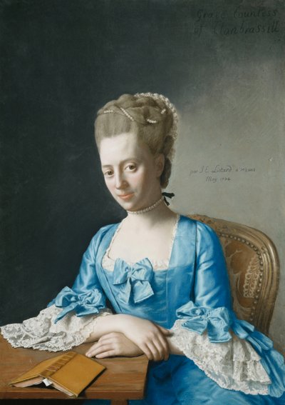 Portret van Grace, gravin van Clanbrassil, geboren Foley, half lengte, in een blauwe jurk, zittend aan een tafel, haar handen gekruist, 1774 door Jean Étienne Liotard