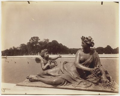 Versailles, Park hoek door Jean Eugène Auguste Atget