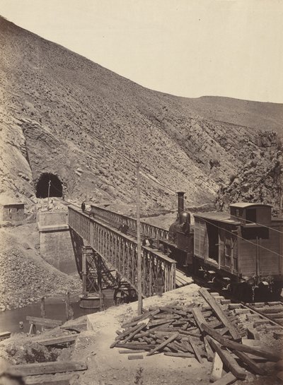 Brug en tunnel over Jalon, Madrid naar Zaragoza,c. 1860-1865 (foto) door Jean Laurent