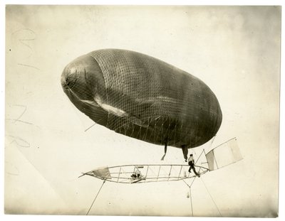 Luchtschip "California Arrow" door Jessie Tarbox Beals