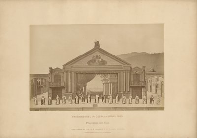 Passiespel van Ober-Ammergau - Proscenium met koor door Johannes Bernhard
