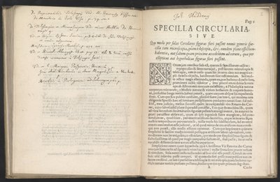 Specilla circularia, sive quo modo per solas circulares figuras fieri possint omnis generis specilla tam microscopia, quam telescopia door Johannes Hudde