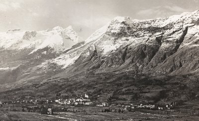 Mount Rombon (zwart-wit foto) door Josef Zohles