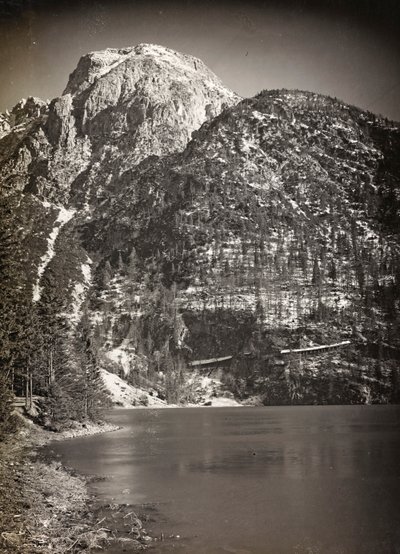 Lake Predil (of Raibl) (zwart-wit foto) door Josef Zohles