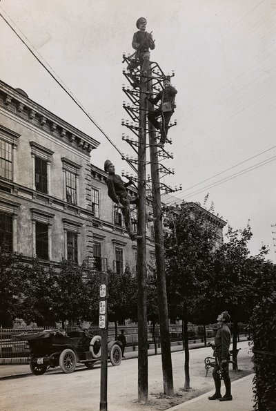 Album "Meine weltkriegs - Erinnerungen South-West Front (Karinthië, Italië, Zuid-Tirol) 31/03/1915-12/11/1918 - Josef Zohles Wenen": Russische gevangenen aan het werk door Josef Zohles
