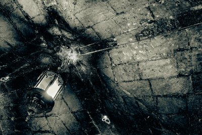 Doorgangslantaarn, uit de serie Kerk van het Heilig Graf, 2016 (foto) door Joy Lions
