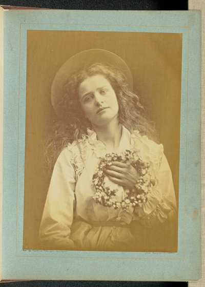 [Want ik word koningin van de meimaand, moeder, ik word koningin van de meimaand]. door Julia Margaret Cameron