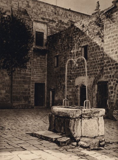 Nazareth, Bron in de binnenplaats van de Kerk van de Aankondiging door Karl Grober