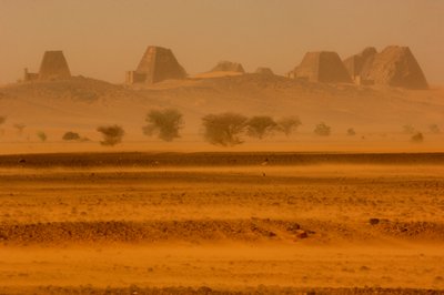 Meroë-piramides, Begarawiya-piramides, Soedan; Nubië; Zwarte Farao