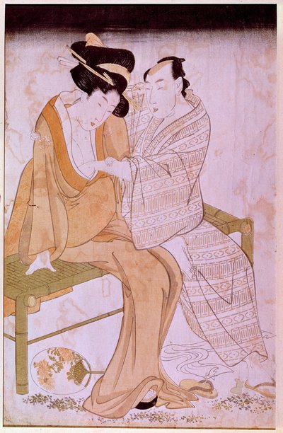 Voorstelling van een Japans koppel dat elkaar streelt op een bank door Kitagawa Utamaro