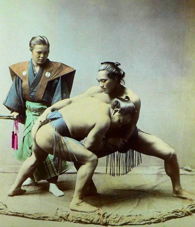 Sumoworstelaars door Kusakabe (attr. to) Kimbei