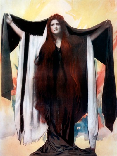 Maud Jeffries in Herod, c1902 door Langfier Photo