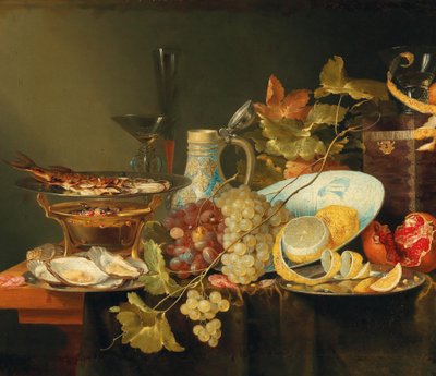 Stilleven van fruit, een chinees porseleinen kommetje en een vis op een fornuis door Laurens Craen