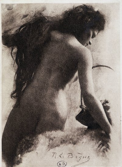 Schets (vrouwelijke rug) door Le Bègue in Les Processen van kunst in fotografie door Demachy en Puyo, fotoclub van Parijs, Parijs 1906 door Leon Lebegue