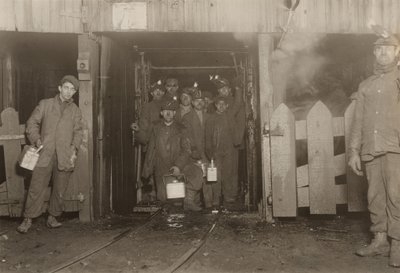 Bij het sluiten van de dag, Pennsylvania,7 januari door Lewis Wickes Hine