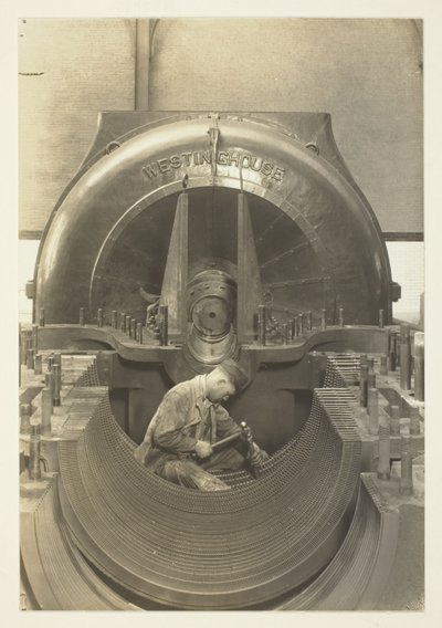 De turbine, krachtcentrale, New York City door Lewis Wickes Hine
