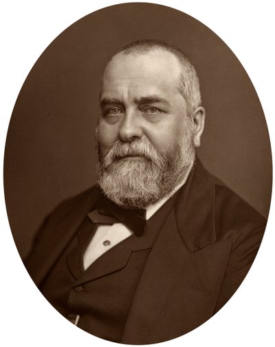 Sir Francis Philip Cunliffe Owen, directeur van het South Kensington Museum, 1880 door Lock and Whitfield
