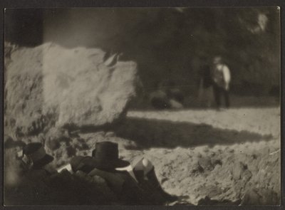 [Figuren die rusten in een landschap]. door Louis Fleckenstein