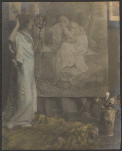 [Florence met handspiegel en schilderij]. door Louis Fleckenstein