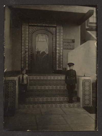  door Louis Fleckenstein