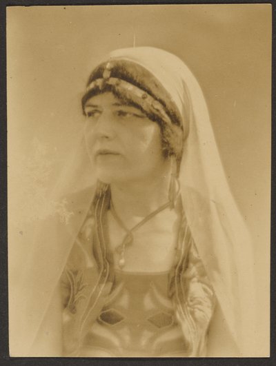 [Nautch Girl]. door Louis Fleckenstein