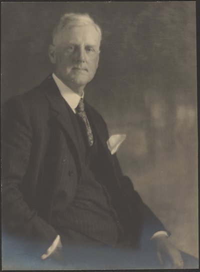  door Louis Fleckenstein