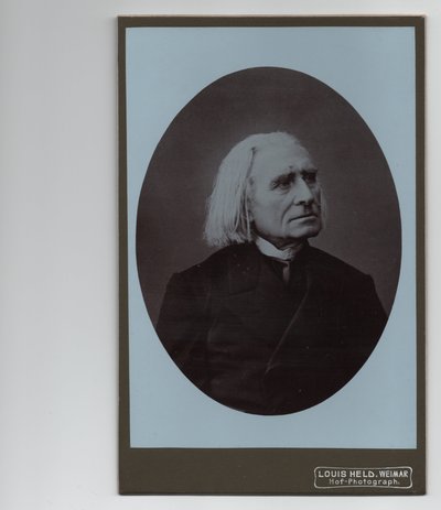 Franz Liszt (1811-1886) (1880, foto) door Louis Held