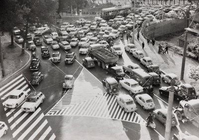 Scène van verkeer in een straat in Rome door Luigi Leoni